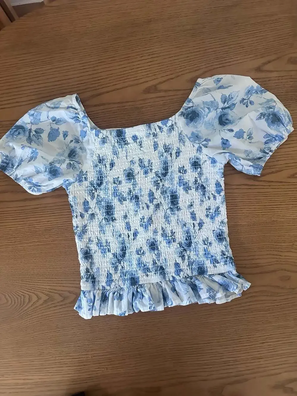 Art Class Girls White Blue Floral Smocked Puff Sleeve Top Size L 10/12